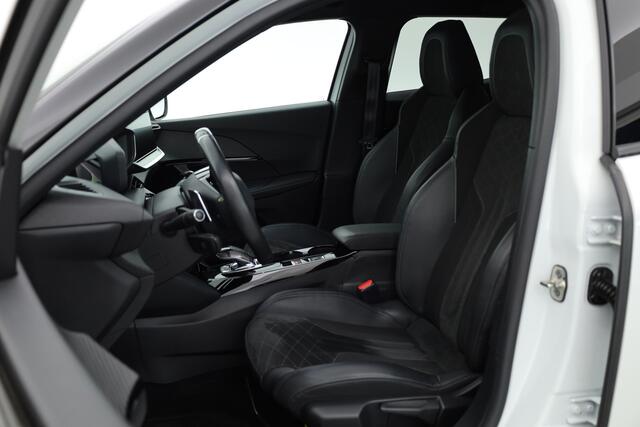Peugeot 2008 1.2 PureTech GT Pack | Keyless | Carplay | Stoelver. | 18" | Focal Audio