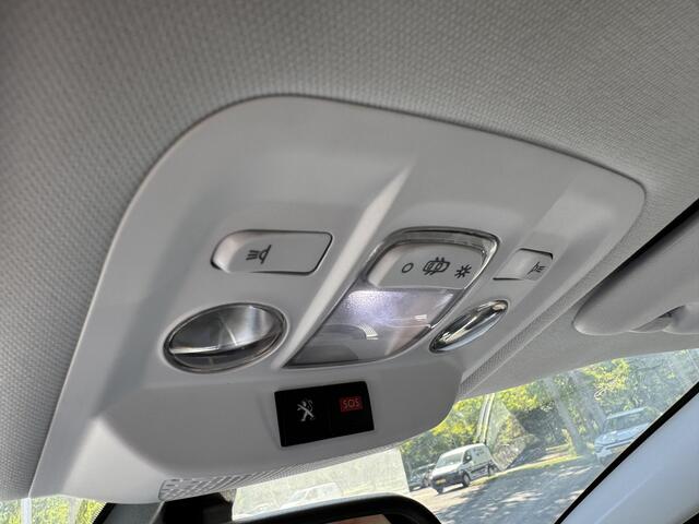 Peugeot 2008 82pk Allure Camera|Navigatie|1ste eigenaar!
