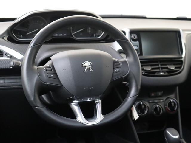 Peugeot 2008 1.2 PureTech 110PK Blue Lion Automaat | Navigatie | Parkeerhulp | Apple Carplay |
