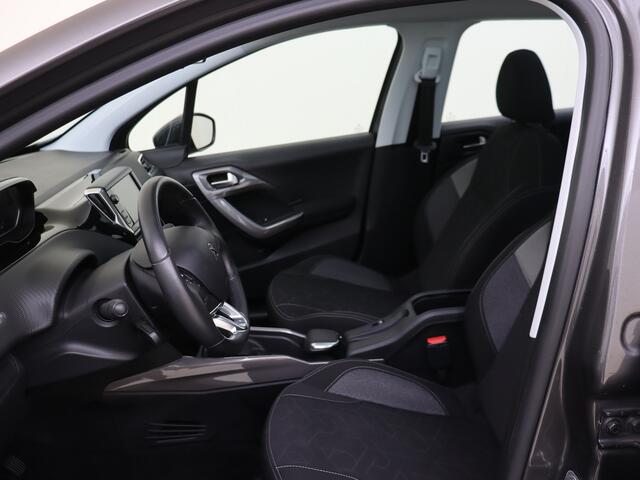 Peugeot 2008 1.2 PureTech 110PK Blue Lion Automaat | Navigatie | Parkeerhulp | Apple Carplay |