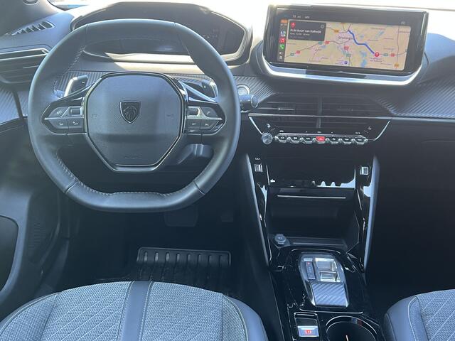 Peugeot 2008 1.2 130 pk Automaat Allure Navi* Carplay Camera Stoelverwarming ACC DAB Keyless 17 Inch Velgen Parkeersensoren