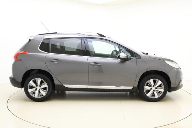 Peugeot 2008 1.2 PureTech Allure 110pk | Navigatie | Panoramadak | Trekhaak | Climate Control | Lichtmetalen Velgen | Cruise Control | Parkeersensoren