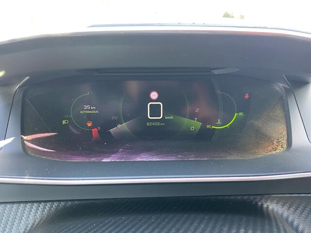 Peugeot 2008 1.2 PureTech GT-Line | Cruise | Navi | LM Velgen | Achteruitrijcamera | Climate | RIJKLAARPRIJS INCL 12 MAANDEN GARANTIE EN BEURT