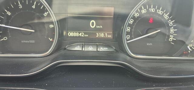 Peugeot 2008 1.2 Pure Tech Allure Navigatie* lichtmetaal*ecc*panorama