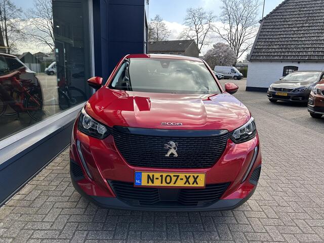 Peugeot 2008 1.2 Turbo 100PK Active Pack | Navigatie Via Telefoon | Stoelverwarming | LED | Lichtmetaal | Camera | Parkeersensoren Achter | Cruise Control | Climate control | LED Dagrijverlichting .