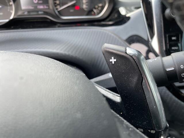 Peugeot 2008 1.2 PureTech Automaat, Navi, Airco, PDC, Cruisecntrl, TOPSTAAT!