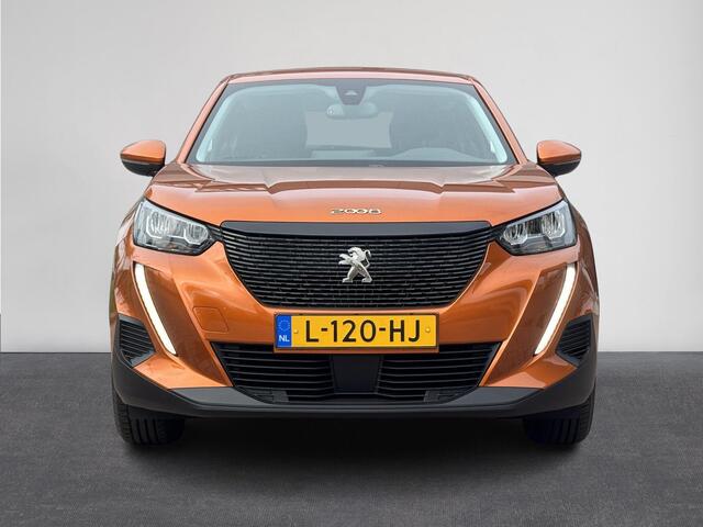 Peugeot 2008 1.2 PureTech Active Pack 100PK | Apple Carplay/Android Auto | Peugeot Connect 3D Navigatie | Airco-Ecc | Cruise | 16"LM-Velgen | PDC | Achteruitrijcamera Visioppark 1 | binnenspiegel automatisch dimmend | Regensensor LED Verlichting