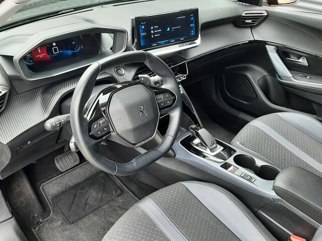 Peugeot 2008 1.2 PureTech Blue Lease Allure 130PK | Automaat | 3D Dashboard | Climate Control | Navigatie | Camera |