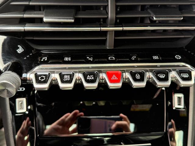 Peugeot 2008 1.2 PURETECH AUT. GT-LINE PANO-DAK TREKHAAK NAVI CAMERA CARPLAY