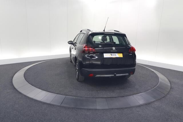 Peugeot 2008 PureTech 110 Allure | Trekhaak | Navigatie | Parkeersensoren | Allseasonbanden