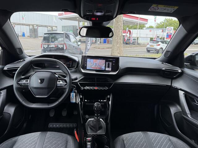 Peugeot 2008 1.2 PureTech 100 Allure | navigatie | cruise control | lichtmetalen wielen |