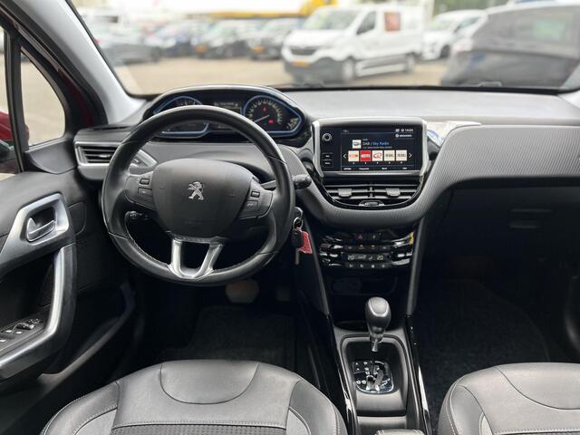 Peugeot 2008 1.2 PureTech Allure | NAP | Trekhaak | Dealer onderhouden | DAB | Navigatie | Parkeersensoren | Cruise Control | Climate Control | Lichtmetaal |