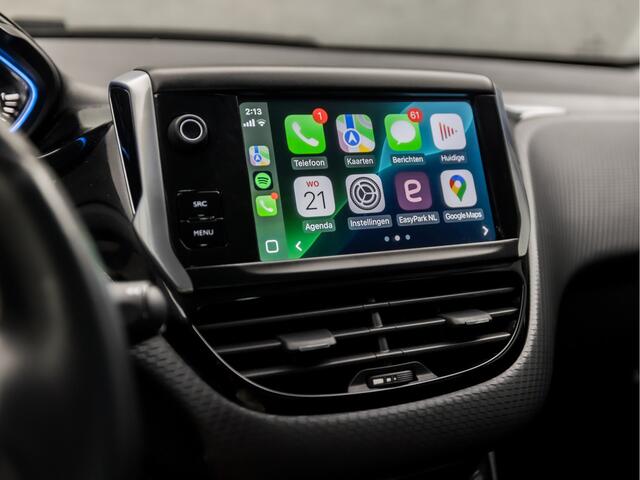 Peugeot 2008 1.2 PureTech Sport Automaat (APPLE CARPLAY, NAVIGATIE, CAMERA, CLIMATE, LEDER, SPORTSTOELEN, PARKEERSENSOREN, CRUISE, LM VELGEN, NIEUWSTAAT)