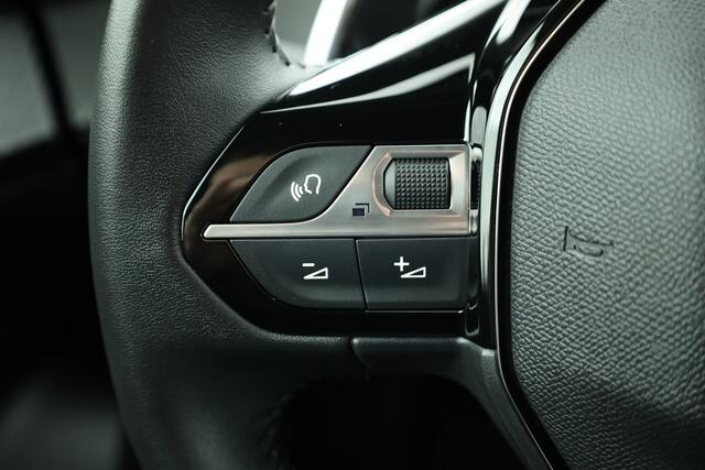 Peugeot 2008 1.2 PureTech 130 Allure | Navi | Camera | Apple CarPlay | Clima | LED |