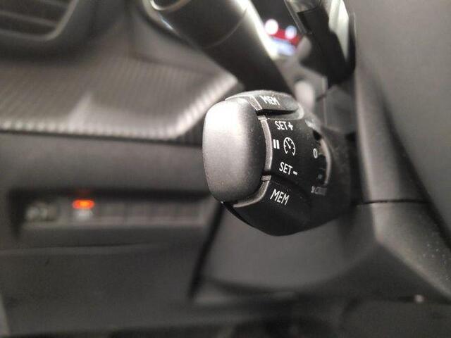 Peugeot 2008 1.2 130pk Aut-8 PureTech Active Pack Navi Cruise Control Airco PDC VA+ Camera