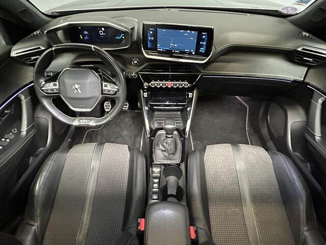 Peugeot 2008 1.2 PureTech GT Trekhaak|Pano|Navi|Cruise