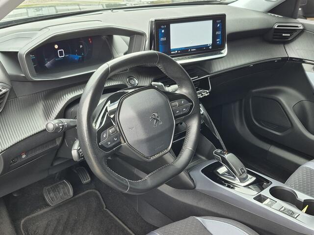 Peugeot 2008 1.2 PureTech Allure 130 PK | Automaat | Camera | 3-D Dashboard | Navigatie | Climate Control | Draadloze Telefoonlader | | Mooie Lage Kilometerstand !!