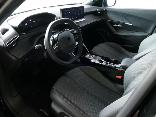 Peugeot 2008 1.2 130PK ?NW MODEL? ALLURE BLINDSPOT CARPLAY NAVI LED VIR.COCKPIT 360.CAMERA ADAP.CRUISE KEYLESS STOELVERW. 04/2024