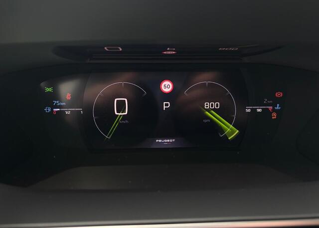 Peugeot 2008 1.2 PureTech 130 GT Automaat Electr Stoel met massage/Alcantara/Navi/Stoel verwarming.