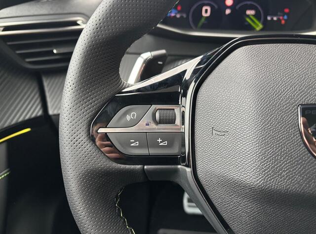 Peugeot 2008 1.2 PureTech 130 GT Automaat Electr Stoel met massage/Alcantara/Navi/Stoel verwarming.