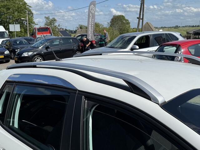 Peugeot 2008 1.2 PureTech Urban Cross