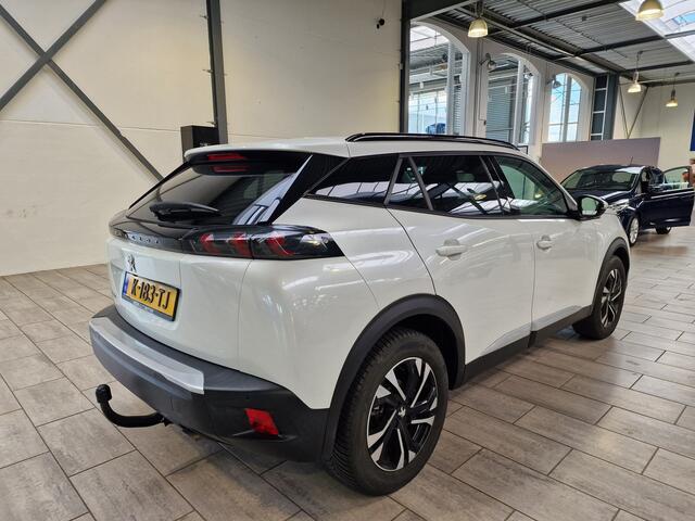 Peugeot 2008 1.2 PureTech Allure Pack | Trekhaak | Camera | Half leer | LED | Navi | Clima | Cruise | Apple Carplay | 4 seizoenen banden