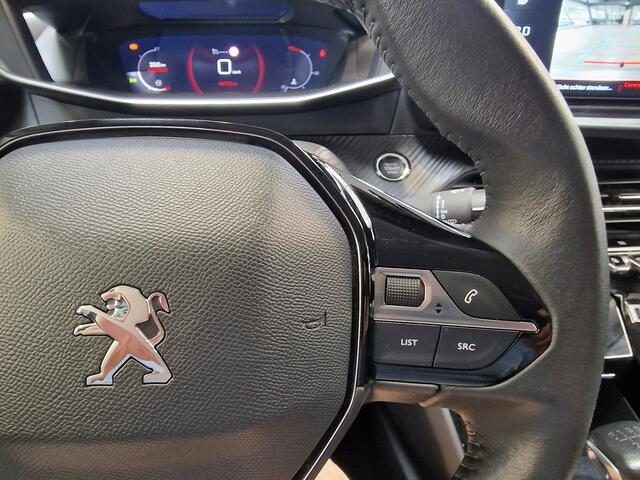 Peugeot 2008 1.2 PureTech Allure Pack | Trekhaak | Camera | Half leer | LED | Navi | Clima | Cruise | Apple Carplay | 4 seizoenen banden