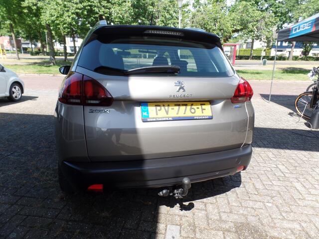 Peugeot 2008 1.2 PureT. Blue Lion