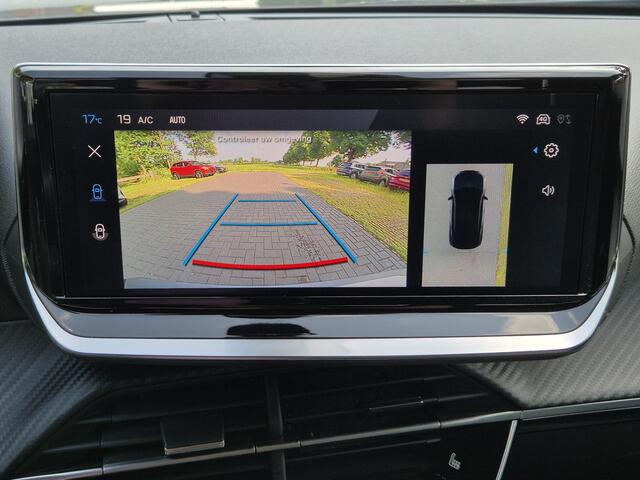 Peugeot 2008 1.2 100pk Allure / Stoelverwarming / Apple Carplay Android Auto / Rondomzicht camera / cruise control / Navigatie /