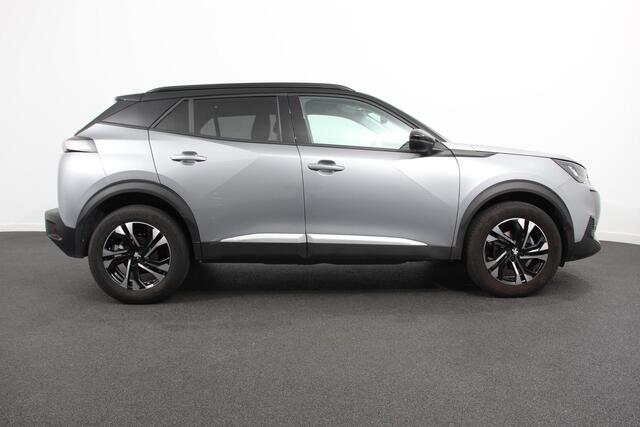 Peugeot 2008 1.2 PureTech 130pk Allure | DEMO ! | | Navigatie | Apple Carplay/Android Auto | Parkeersensor achter | Achteruitrijcamera | Cruise Control | Climate Control | Ledverlichting | Getinte ramen