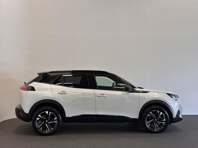 Peugeot 2008 1.2 PureTech 130 GT Black Style Airco ECC Navi Carplay Cruise Control PDC VA + Camera Full LED 17" LM Velgen
