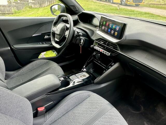Peugeot 2008 1.2 PureTech 130 Allure | Automaat | Half leder | Apple carplay
