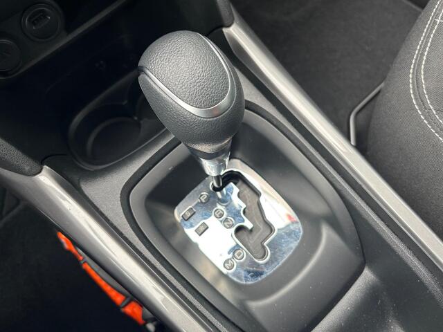 Peugeot 2008 1.2 PureTech Blue Lion vol automaat! | Rijklaar geleverd incl 12 maanden BOVAG garantie! |