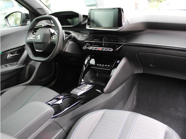 Peugeot 2008 1.2 PureTech Allure Pack | Apple Carplay / Camera / Stoelverwarming