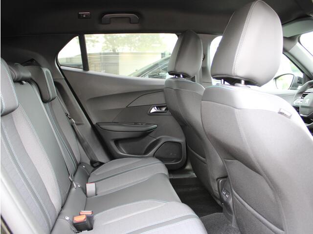 Peugeot 2008 1.2 PureTech Allure Pack | Apple Carplay / Camera / Stoelverwarming