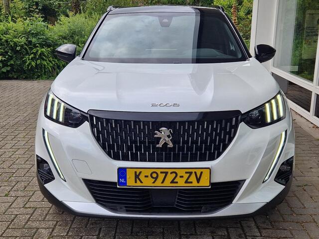 Peugeot 2008 1.2T Automaat 130pk GT Pack | Schuif kantel Dak | Navigatie | Climate & Adaptive Cruise Control | Achteruitrijd Camera / Dodehoek Sensoren |
