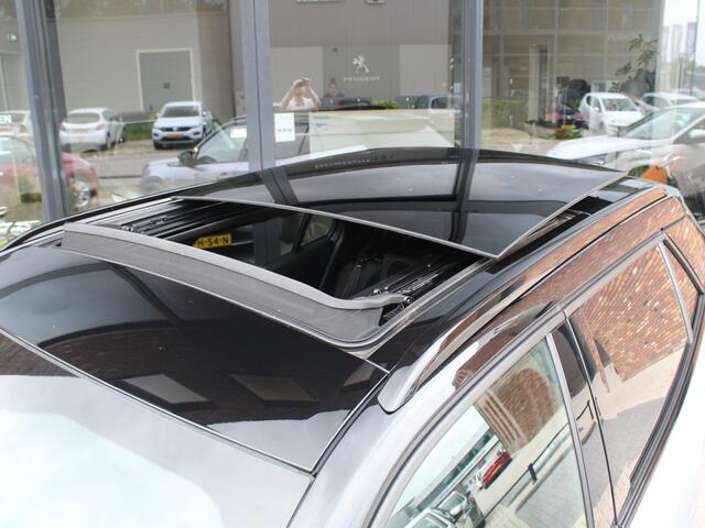Peugeot 2008 1.2 PureTech 130PK EAT8 GT Pack Camera, Trekhaak, Dode hoekbewaking, Keyless entry