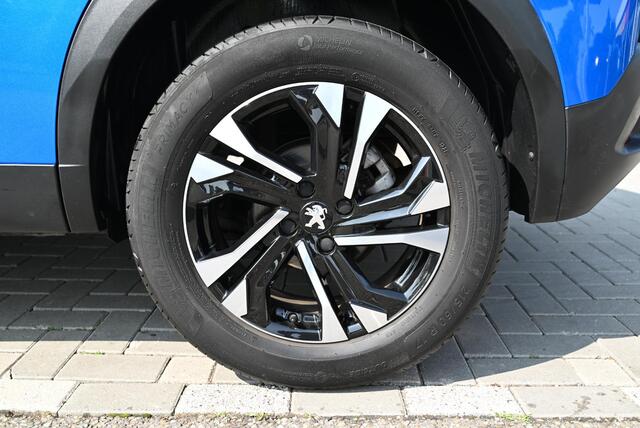 Peugeot 2008 1.2 PureTech Allure Pack