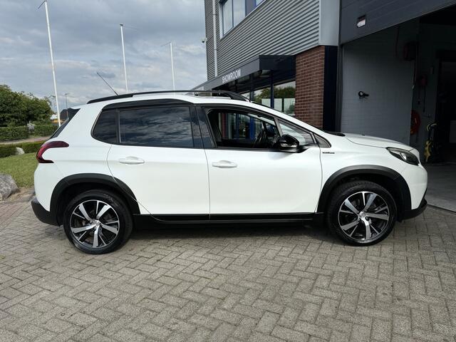 Peugeot 2008 1.2 PureTech GT-Line Blue Lease Executive
