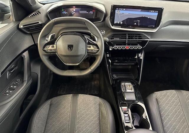 Peugeot 2008 1.2 Hybrid 136 Allure | VERWACHT 07-2025 | Achteruitrijcamera | Navigatie | Privacy Glass | Gris Artense