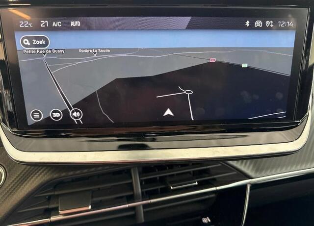 Peugeot 2008 1.2 Hybrid 136 Allure | VERWACHT 07-2025 | Achteruitrijcamera | Navigatie | Privacy Glass | Gris Artense