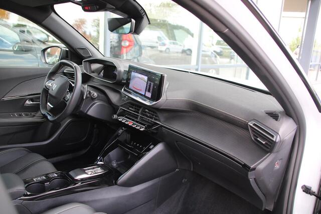 Peugeot 2008 1.2 PureTech 130pk GT Automaat Airco Navi Camera Carplay Fabrieksgarantie 05-2026