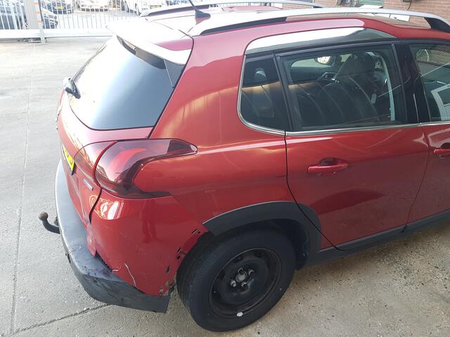 Peugeot 2008 1.2 PureTech Allure