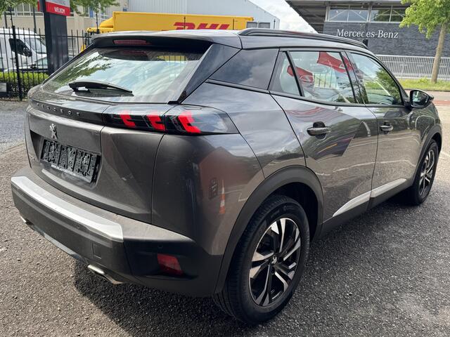 Peugeot 2008 1.2 PureTech Allure // NAVI // CAMERA // PANO SCHUIF-KANTELDAK // CRUISE // APPLE CARPLAY- ANDROID AUTO //