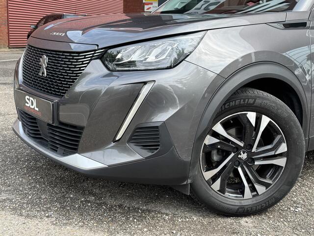 Peugeot 2008 1.2 PureTech Allure // NAVI // CAMERA // PANO SCHUIF-KANTELDAK // CRUISE // APPLE CARPLAY- ANDROID AUTO //