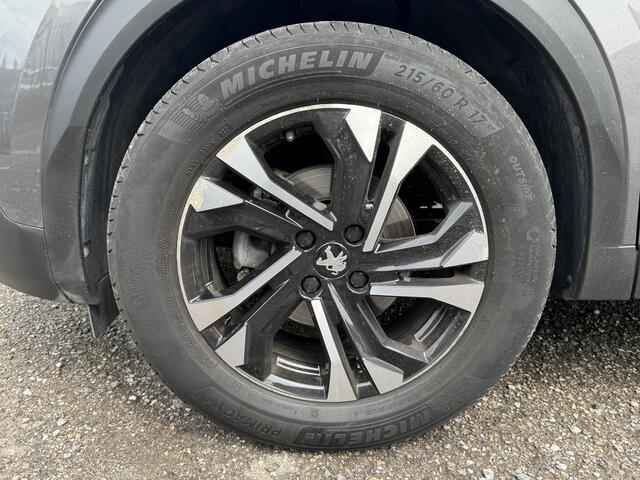 Peugeot 2008 1.2 PureTech Allure // NAVI // CAMERA // PANO SCHUIF-KANTELDAK // CRUISE // APPLE CARPLAY- ANDROID AUTO //