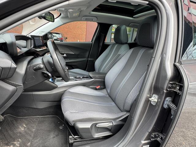 Peugeot 2008 1.2 PureTech Allure // NAVI // CAMERA // PANO SCHUIF-KANTELDAK // CRUISE // APPLE CARPLAY- ANDROID AUTO //