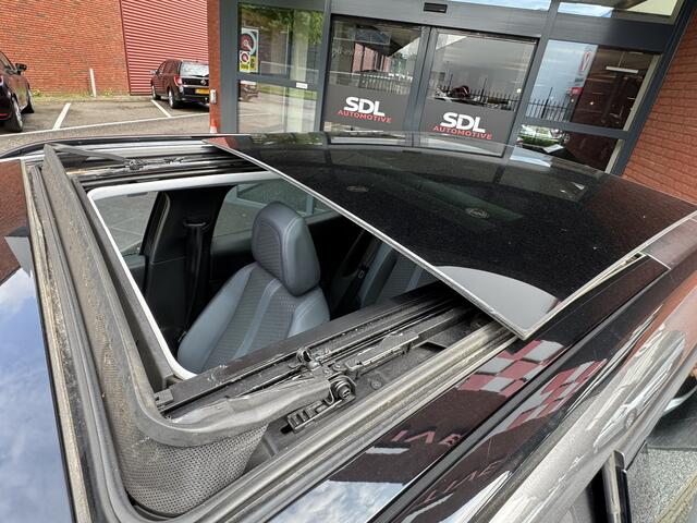 Peugeot 2008 1.2 PureTech Allure // NAVI // CAMERA // PANO SCHUIF-KANTELDAK // CRUISE // APPLE CARPLAY- ANDROID AUTO //