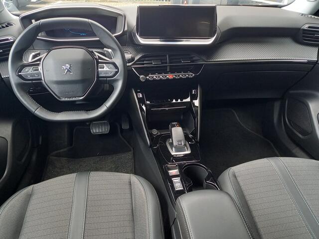 Peugeot 2008 1.2 PureTech Allure Pack Automaat en Luxe uitvoering!