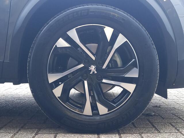 Peugeot 2008 1.2 PureTech Allure Pack Automaat en Luxe uitvoering!